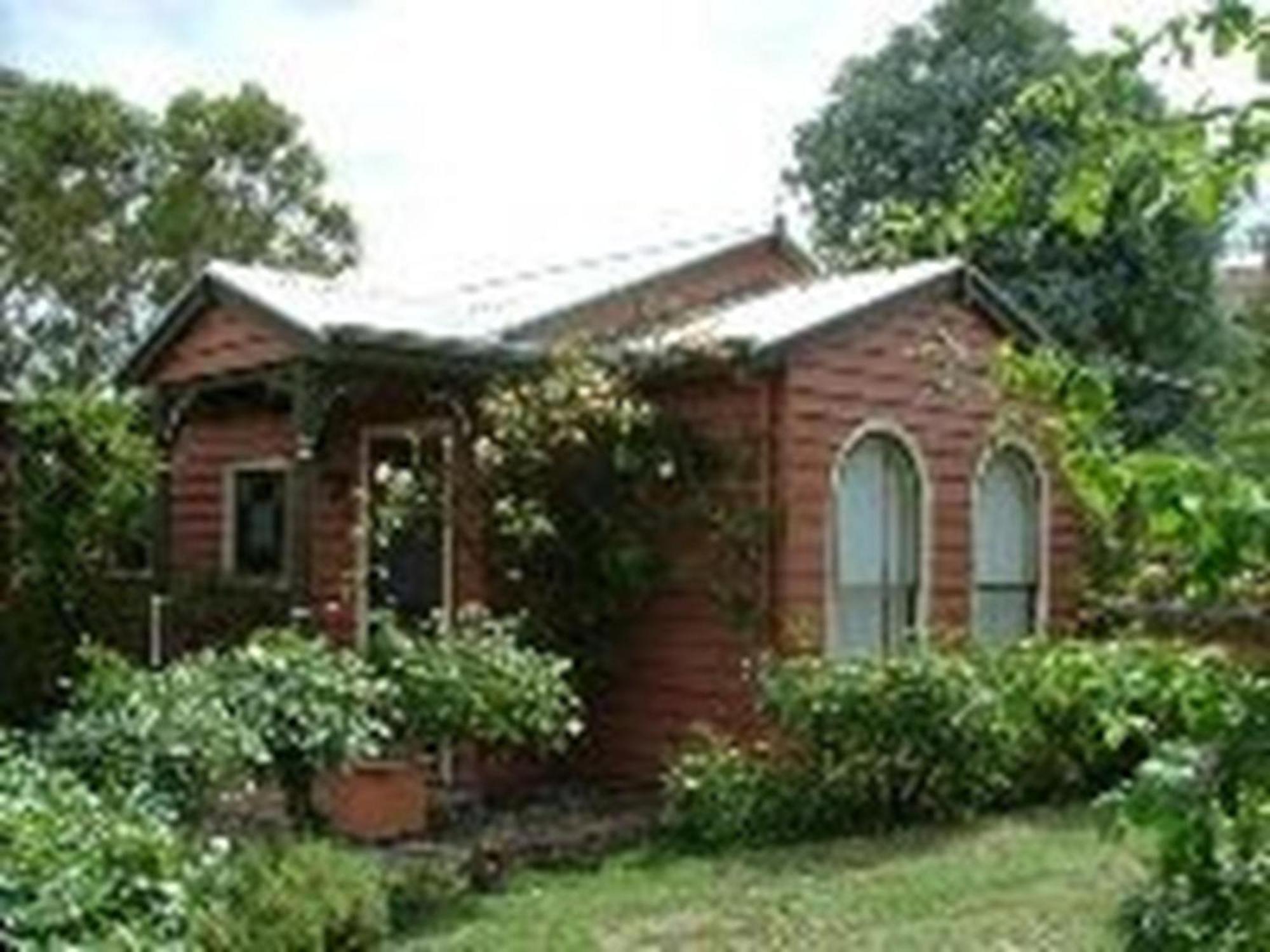 Braeside Garden Bed & Breakfast Ballarat