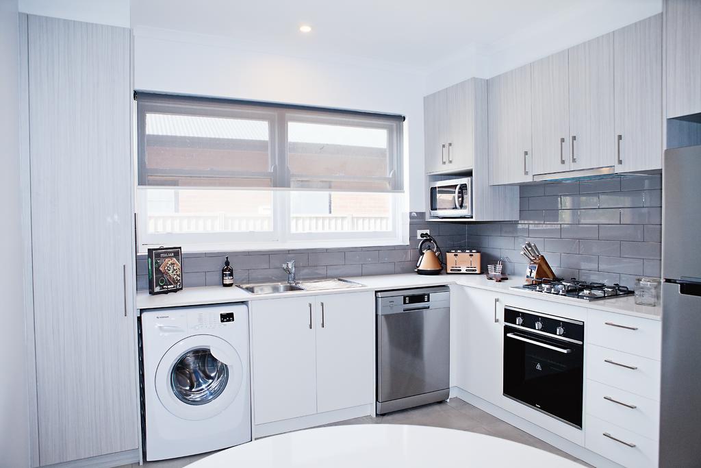 Wendouree Luxury Apartment