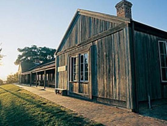 Sovereign Hill 4*