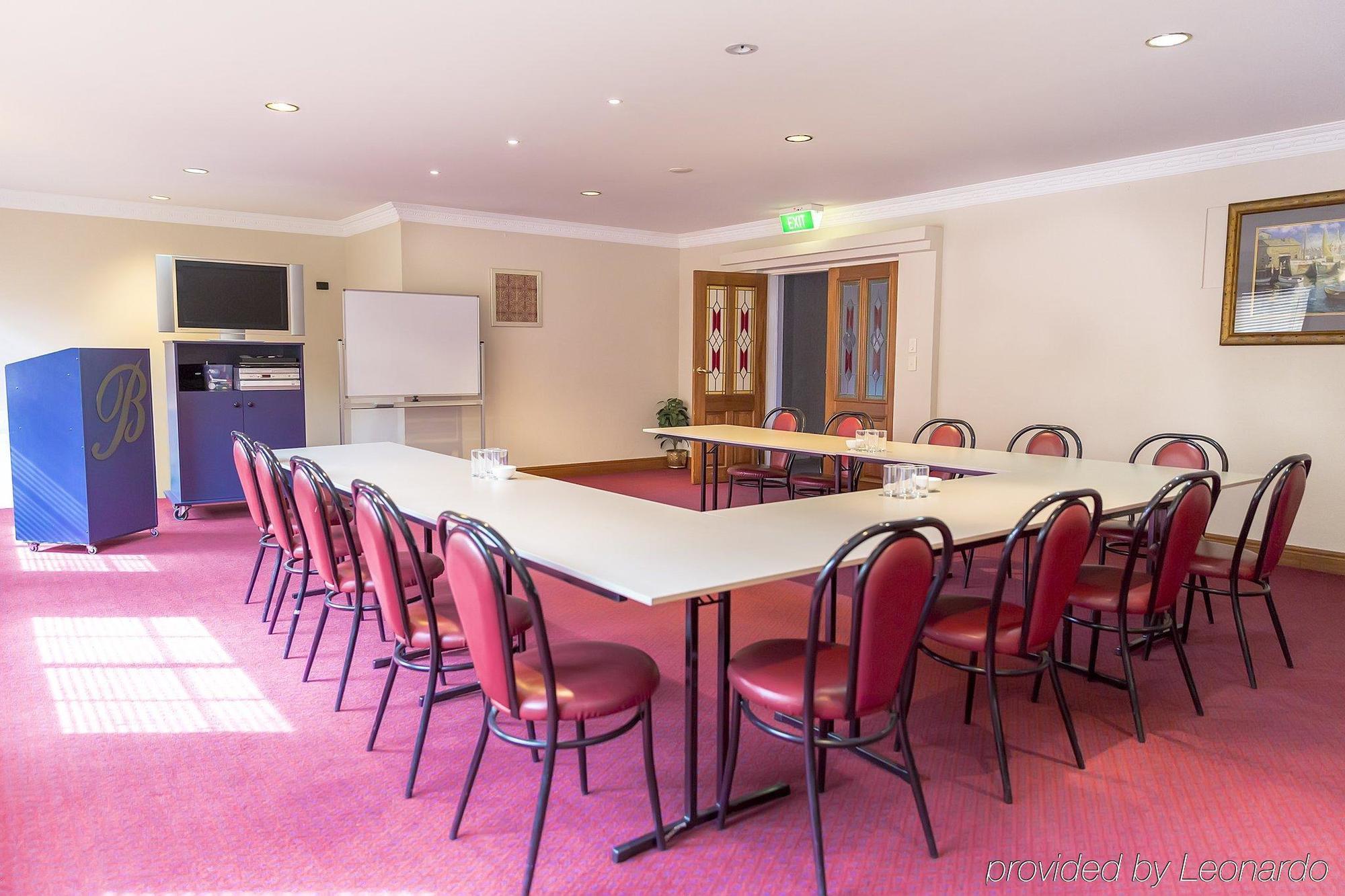 Barkly Motorlodge Motel 3*
