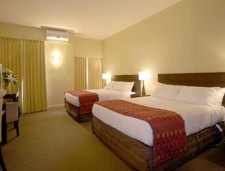 Comfort & Views Hotel