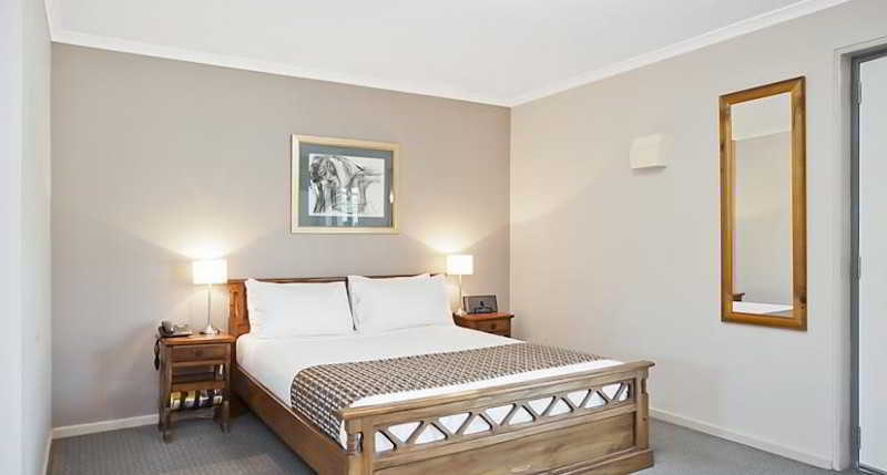 Quality & The Menzies Hotel 4*