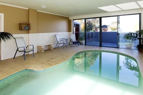 Motor Motel 3*