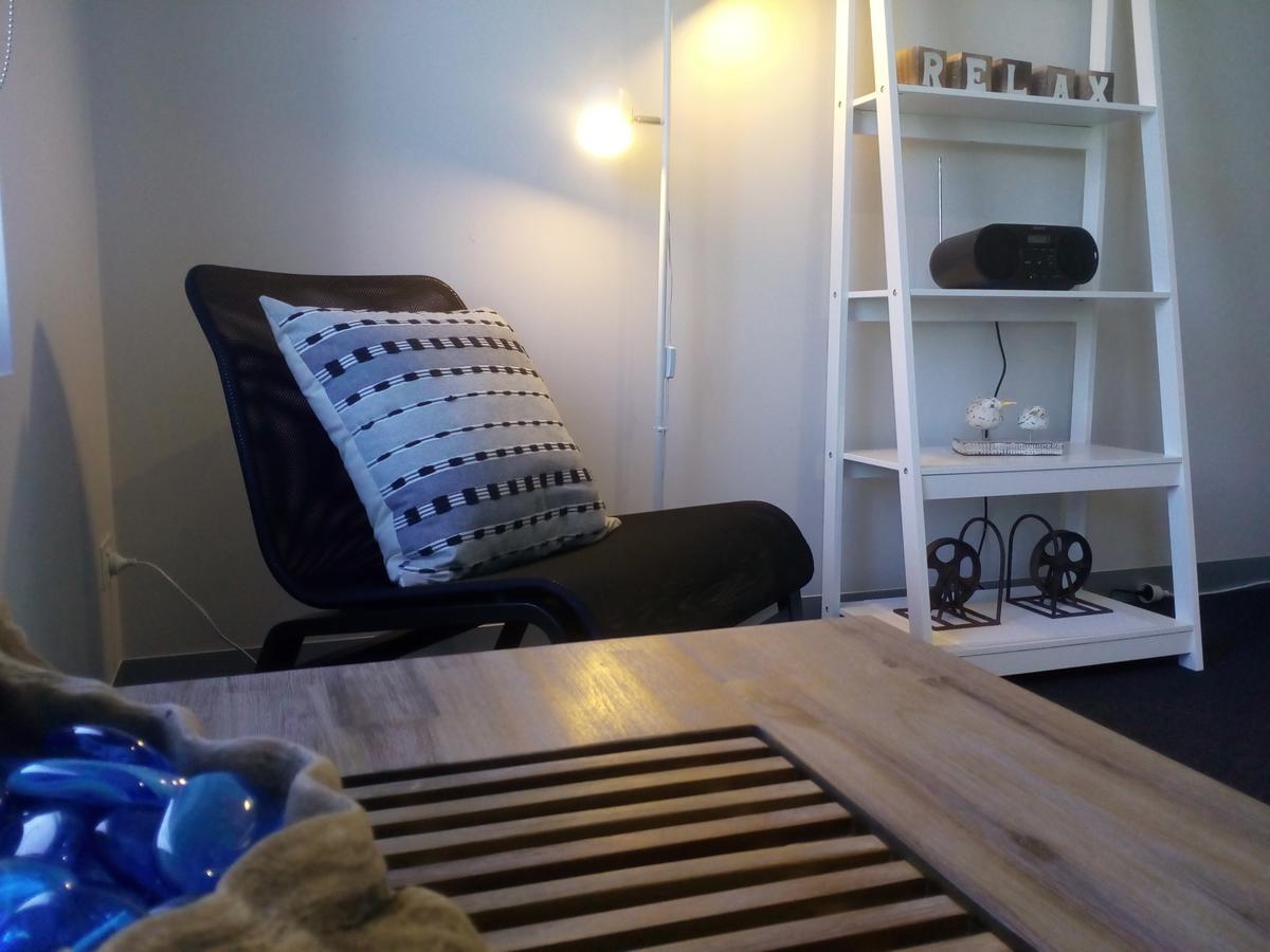Apartment East 34 *