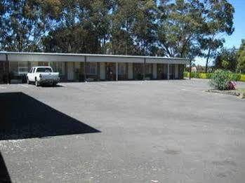 Woodmans Hill Motel 3*