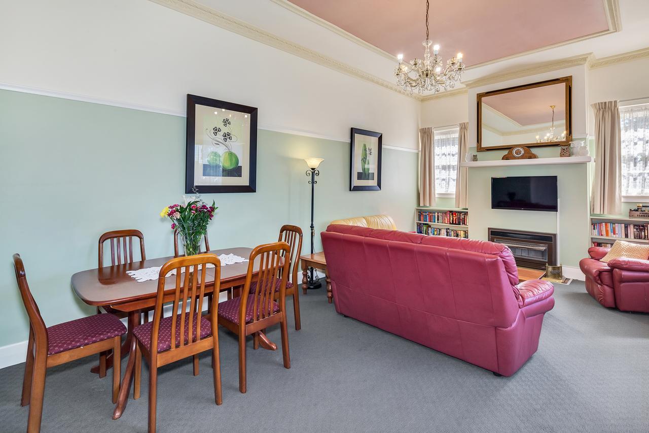 Bed & Breakfast Ballarat Central B&B