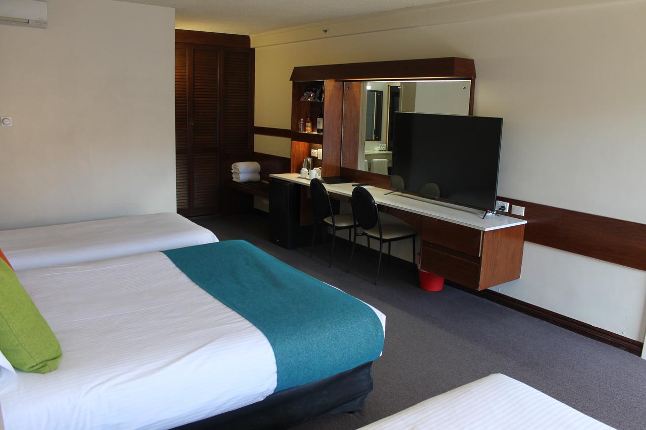 Mid Hotel