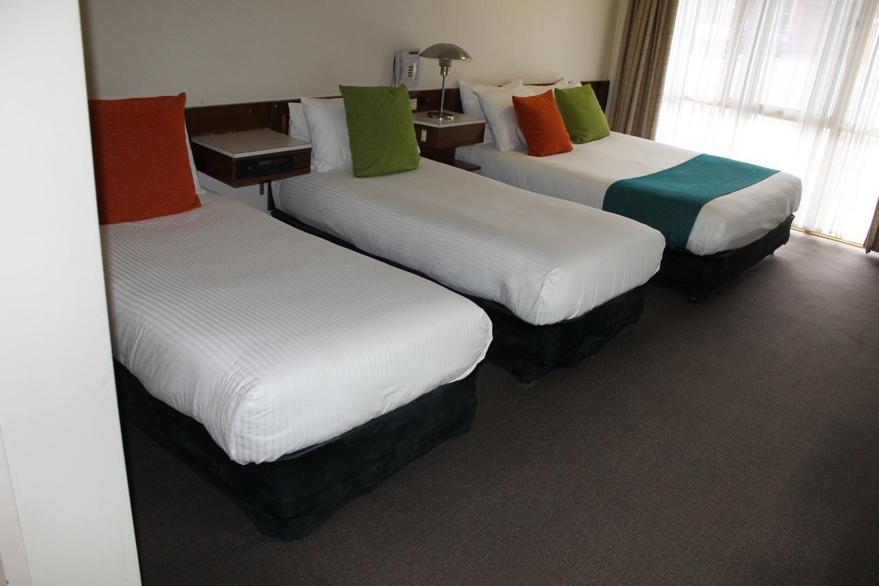 Mid Hotel