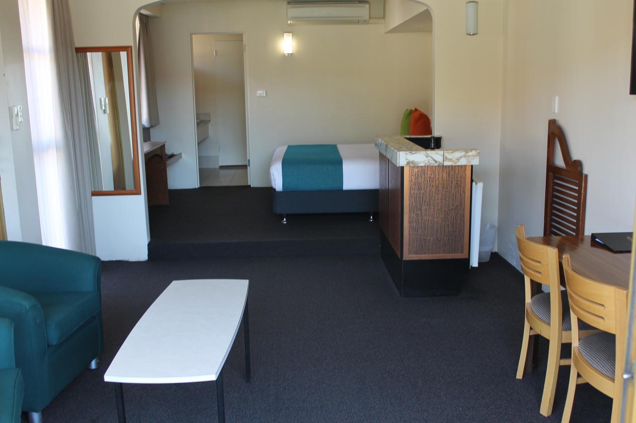 Hotel Mid 3*