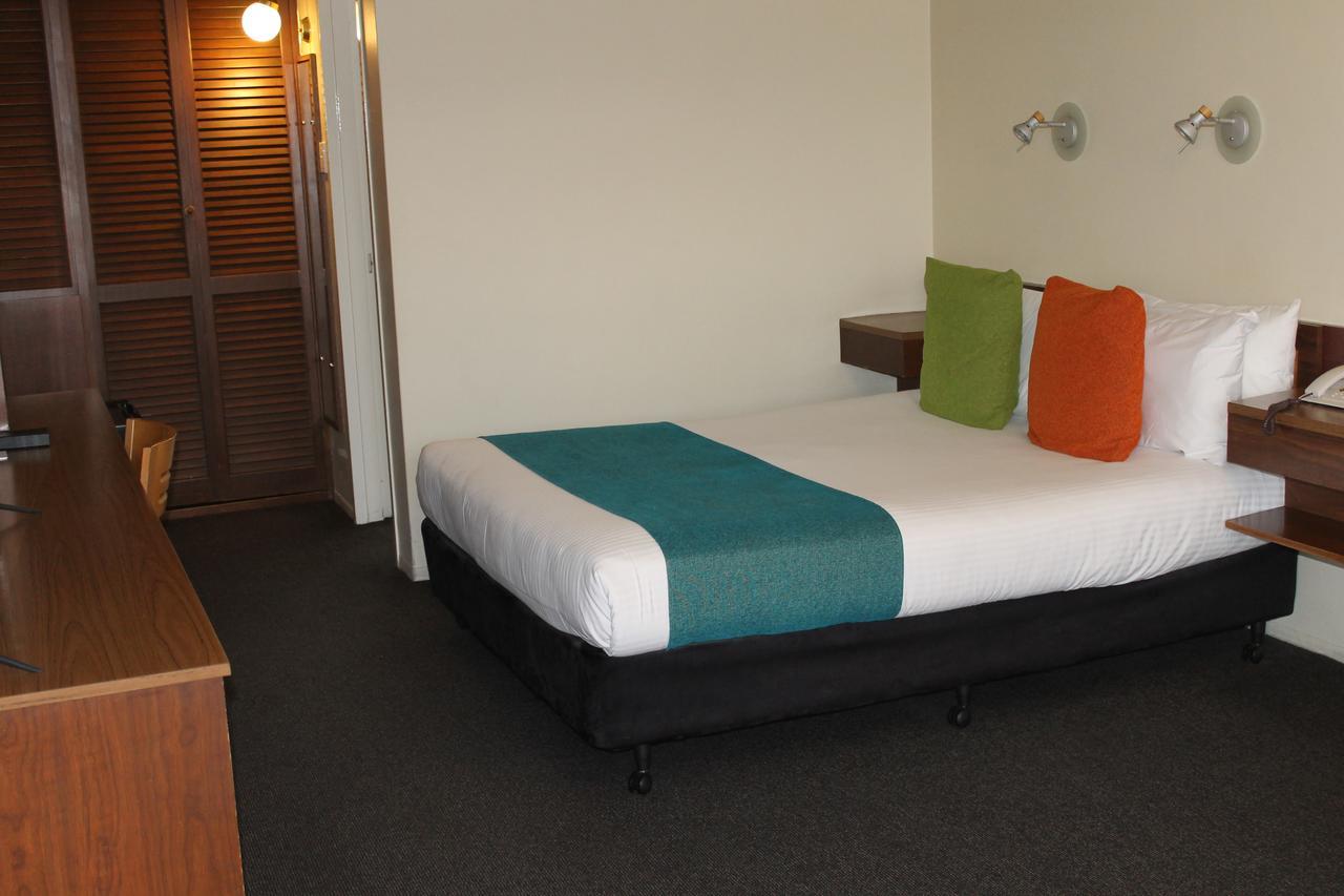Mid Hotel