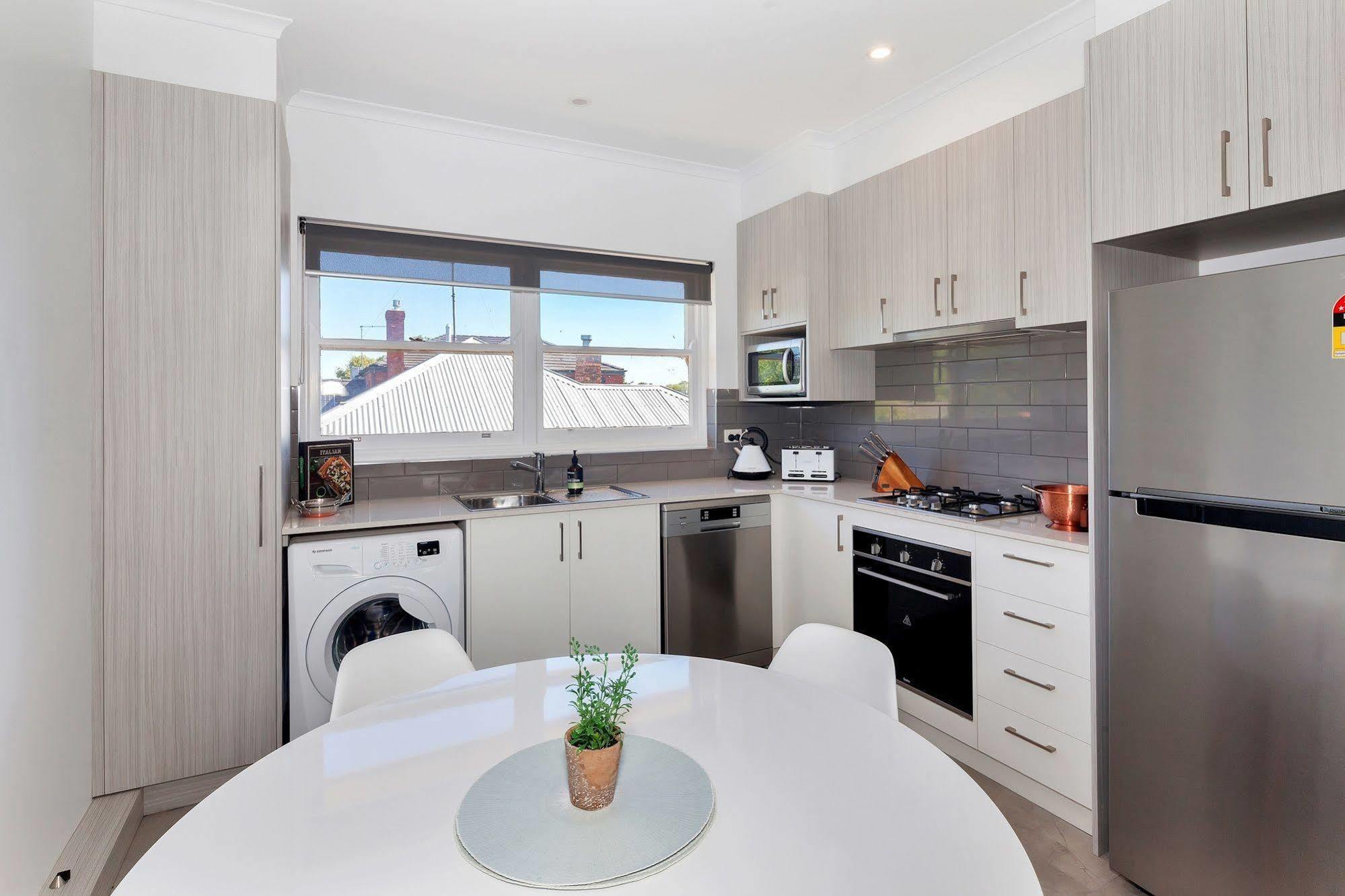 Wendouree Luxury * Ballarat