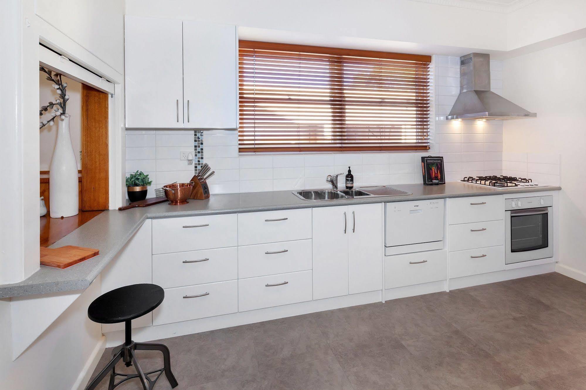 Wendouree Luxury Apartment *