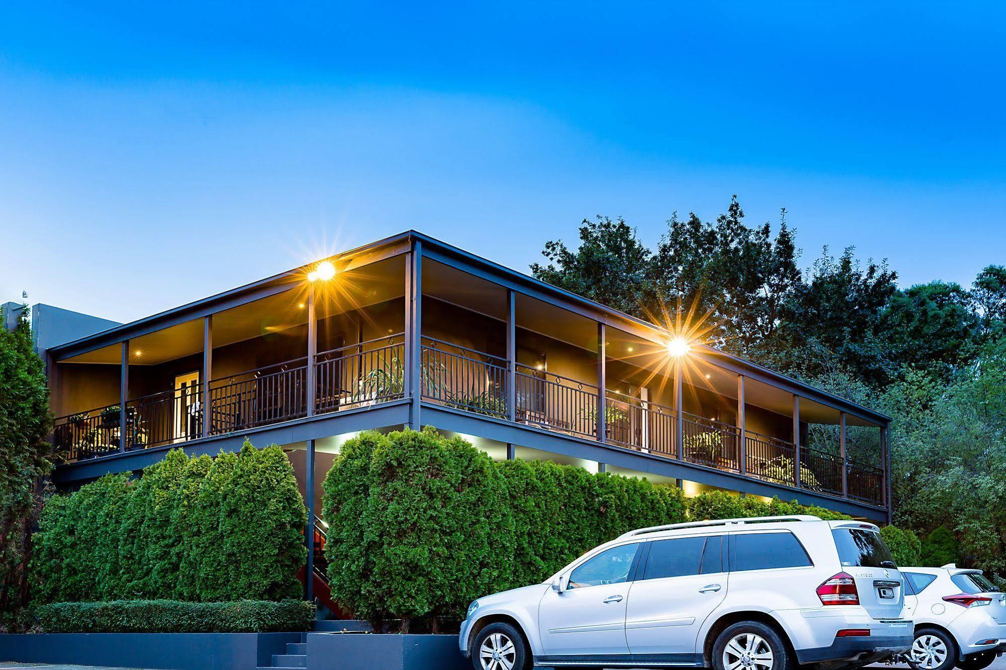 Barkly Motorlodge Motel Ballarat