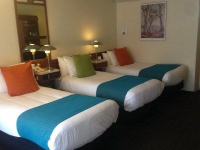 Hotel Mid
