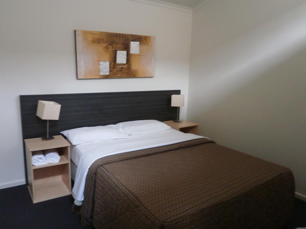 Aparthotel Sovereign Views 4*