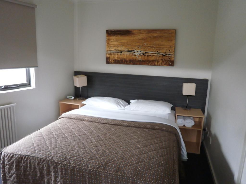Sovereign Views 4*