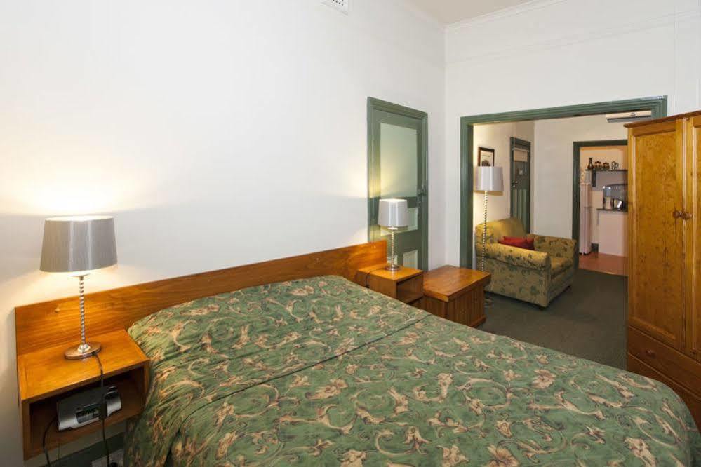 Serviced Apartment