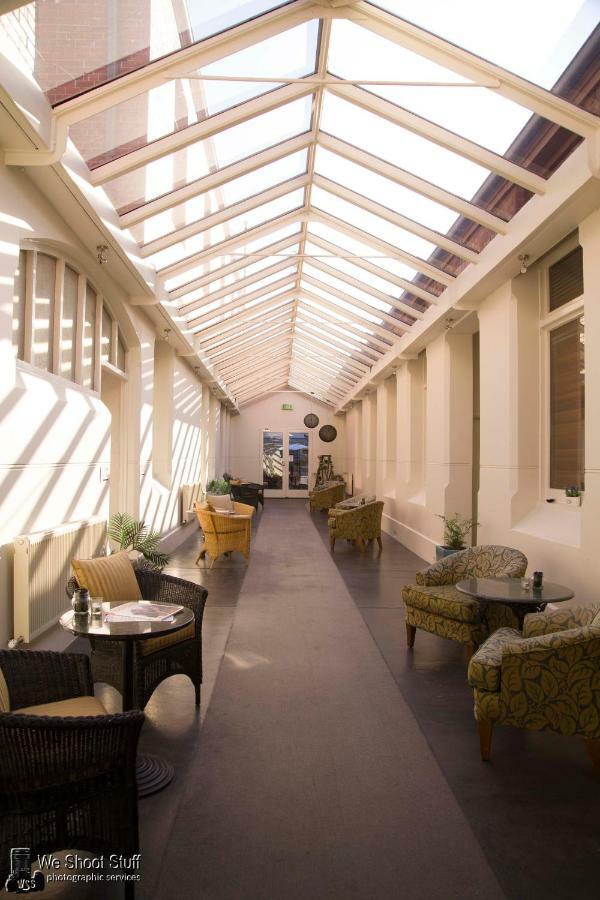Hotel Ansonia On Lydiard 4*