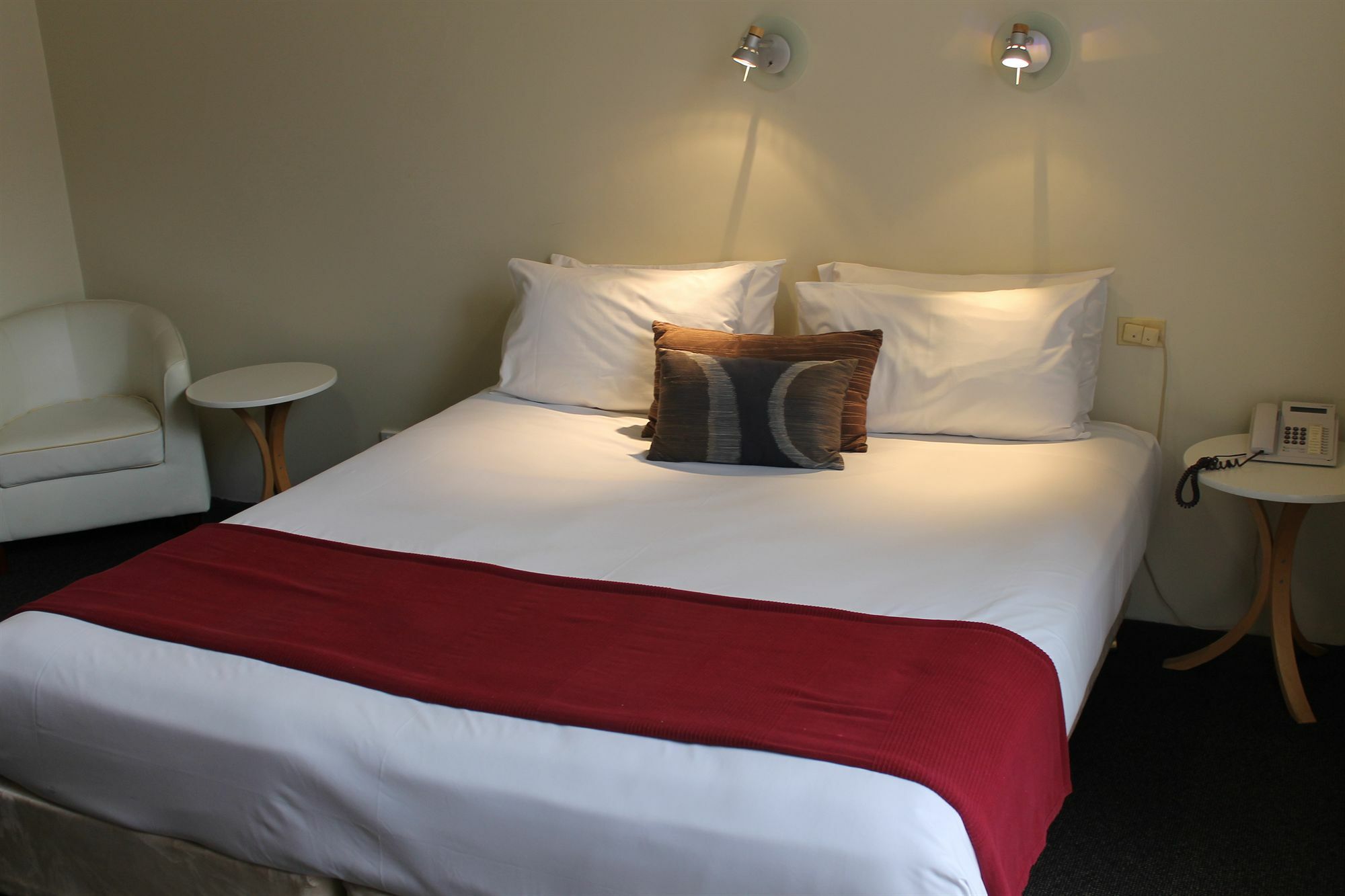 Mid Hotel