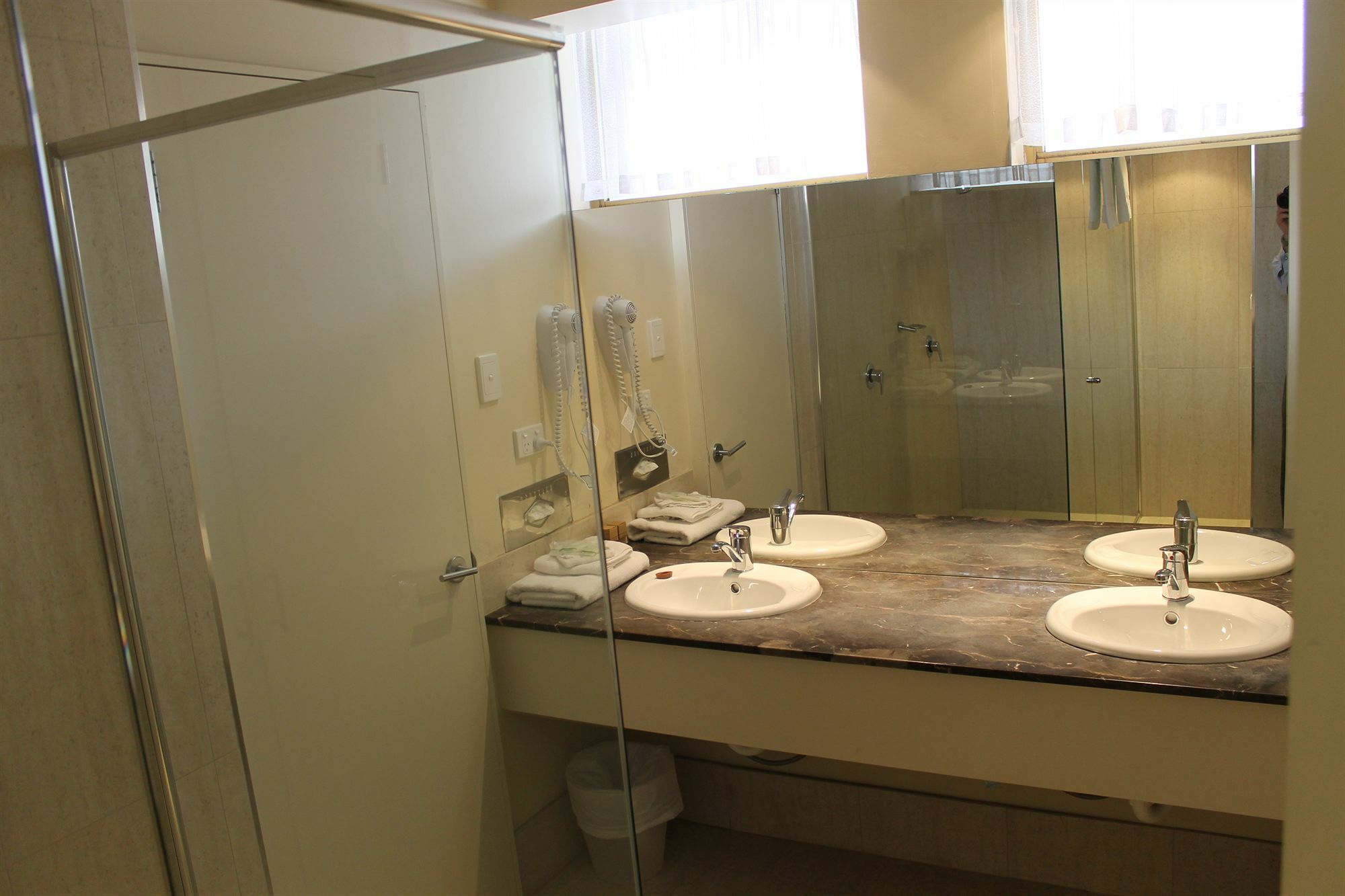 Hotel Mid 3*
