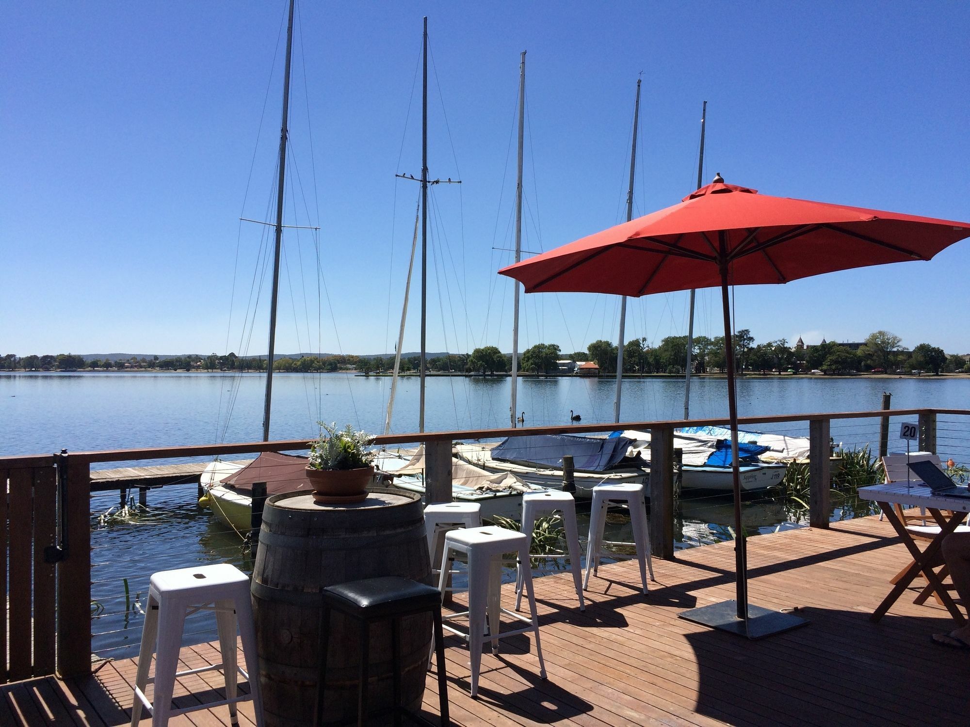 Wendouree Luxury On Webster