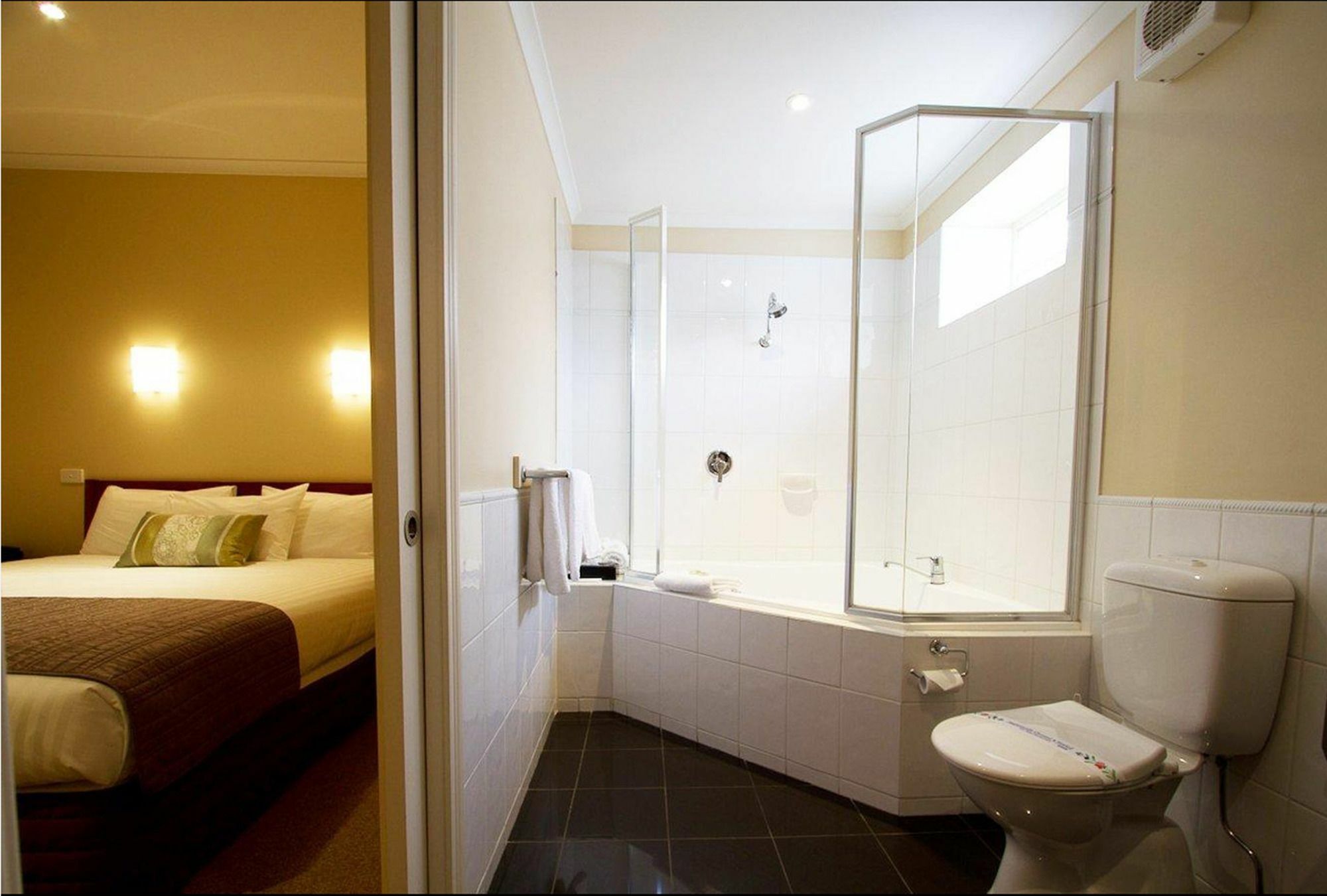 - Ballarat