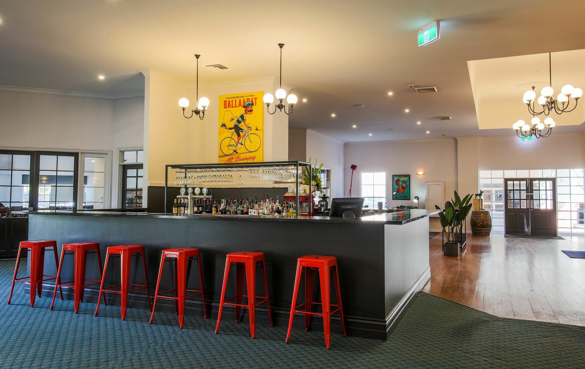 Mercure & Convention Centre