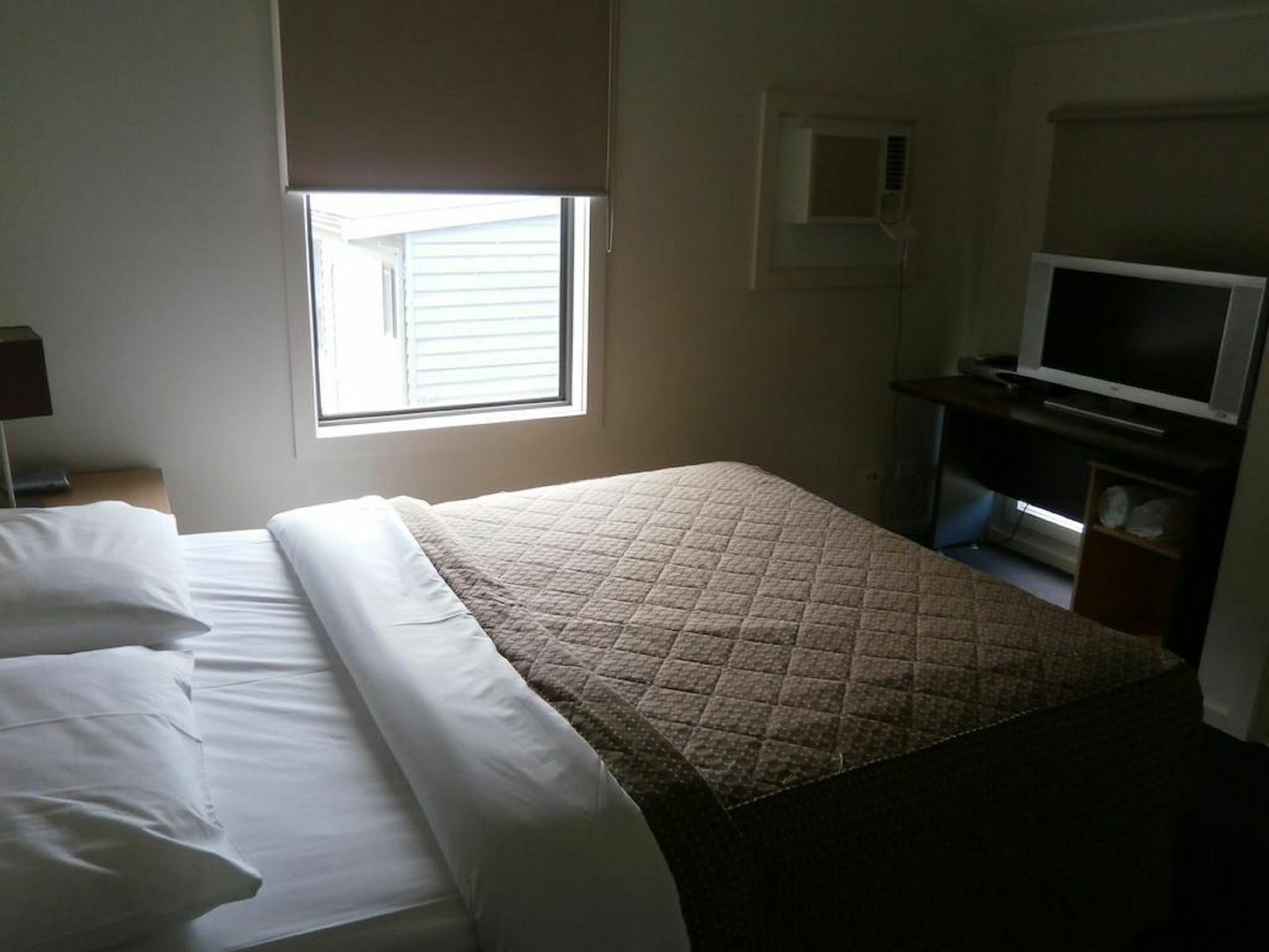 Sovereign Views 4*