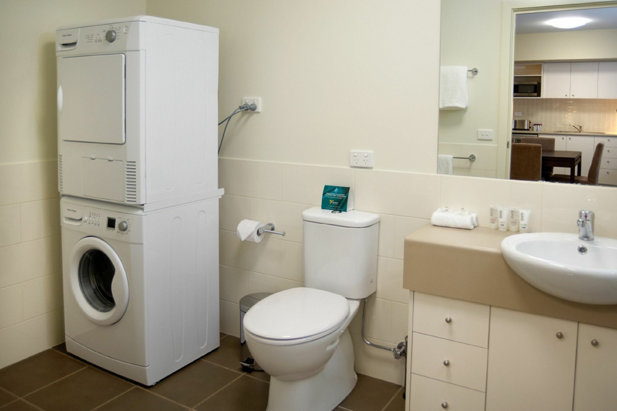 Aparthotel Quest 4*
