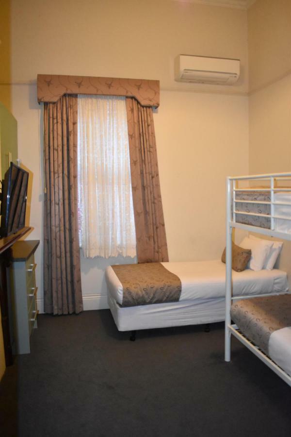 Hotel Seymours On Lydiard Ballarat