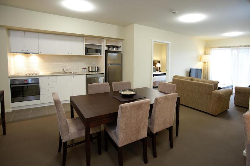 Quest Aparthotel 4*