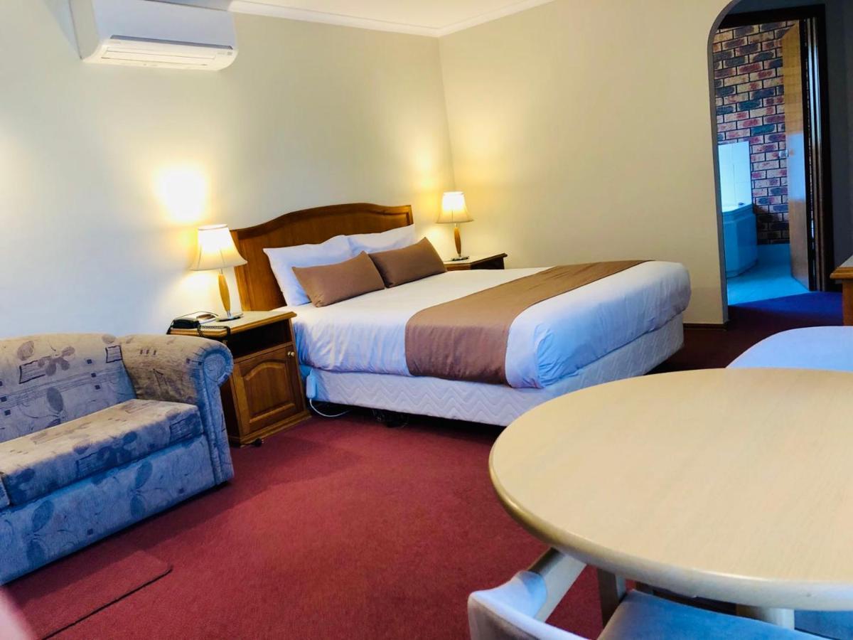 Victoriana Motor Motel 3*