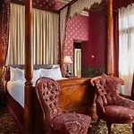 Craig\'S Royal Hotel