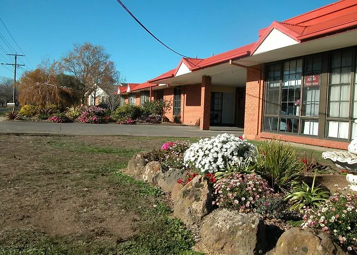 Ambassador Motor Inn