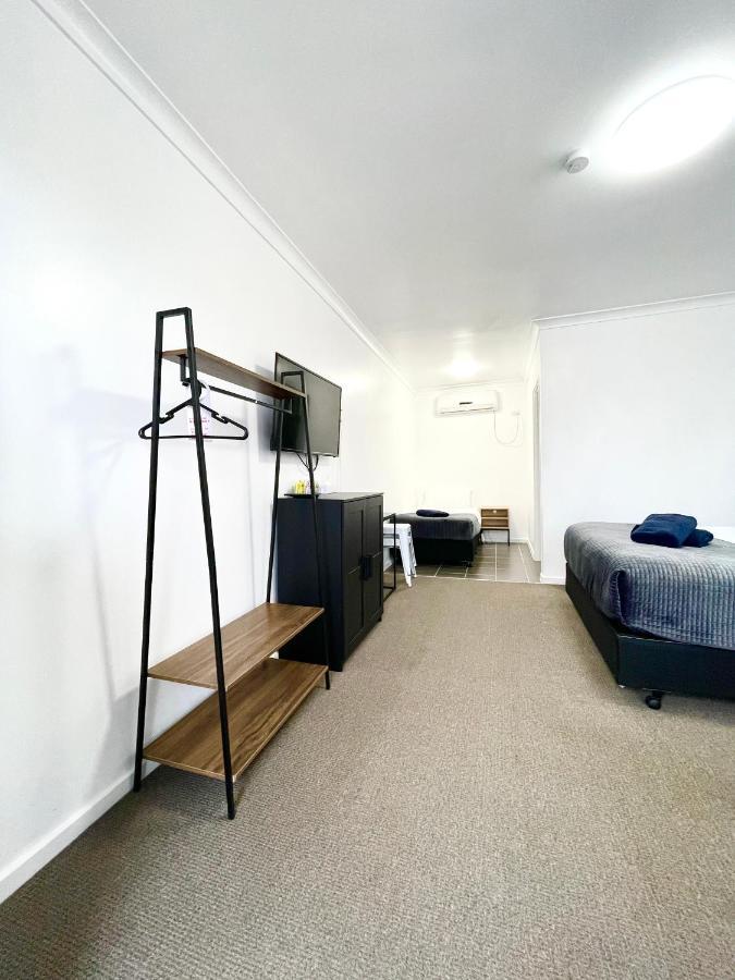 Motel Avenue 3*
