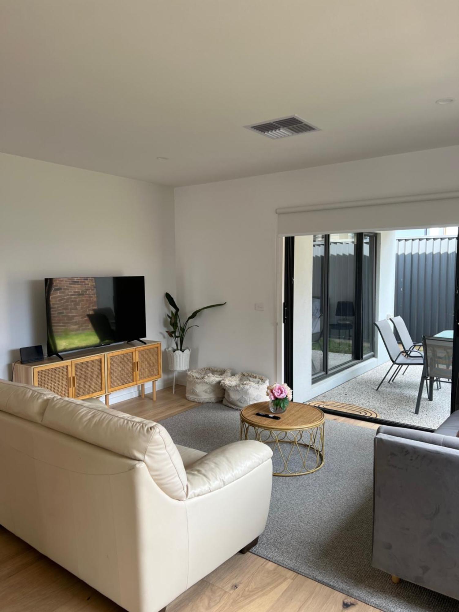 Brand New Centrally Located Holiday home *