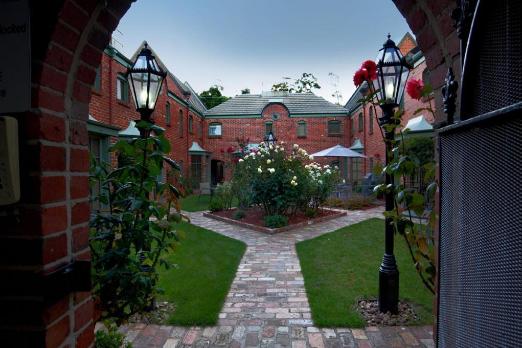 Aparthotel Ballarat Mews Serviced Apartments 4*