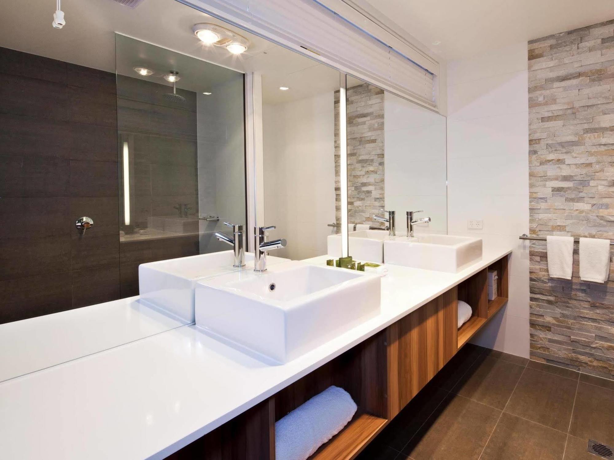 Ballarat Suites 4*
