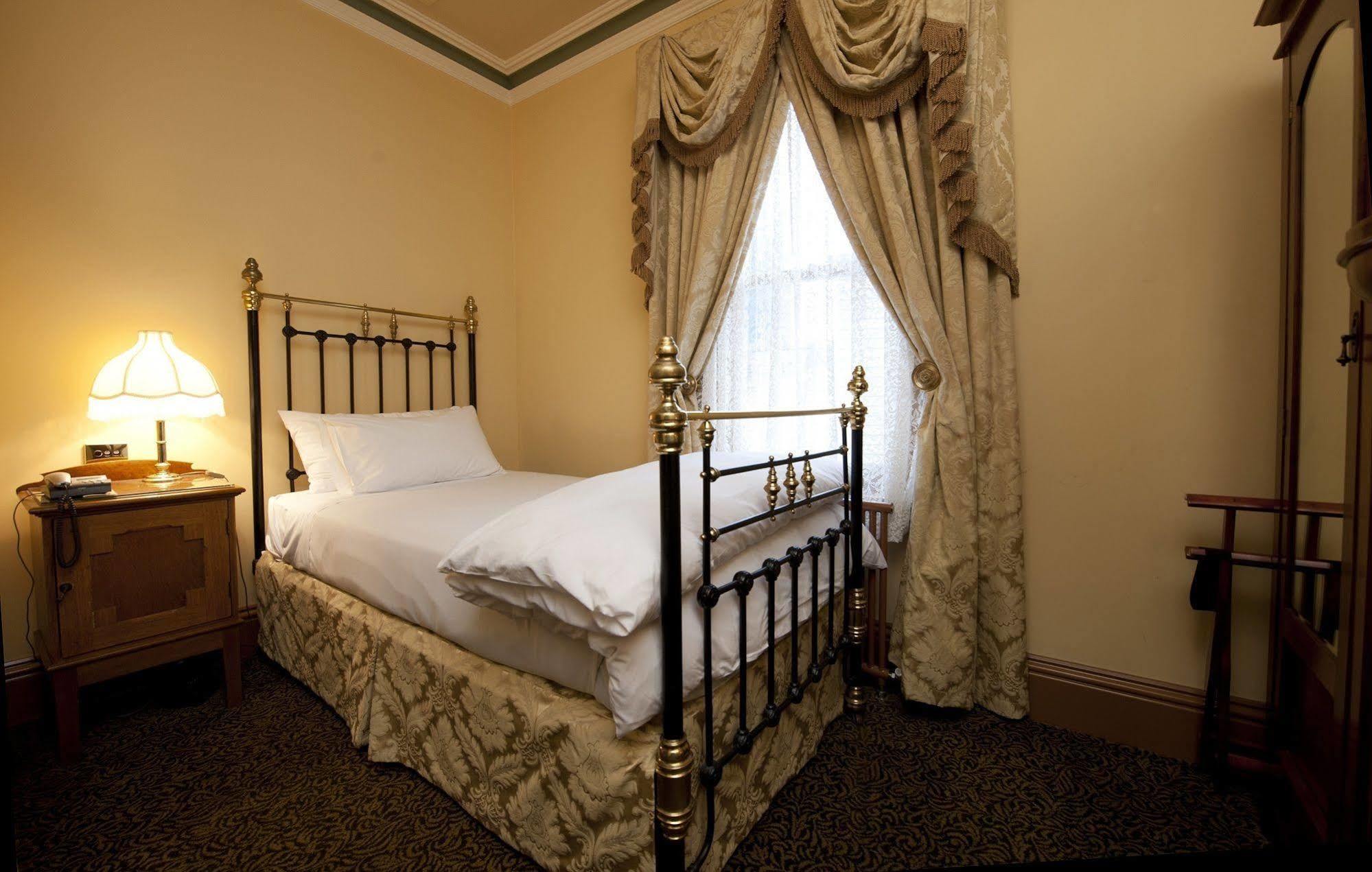 Craig's Royal 5*