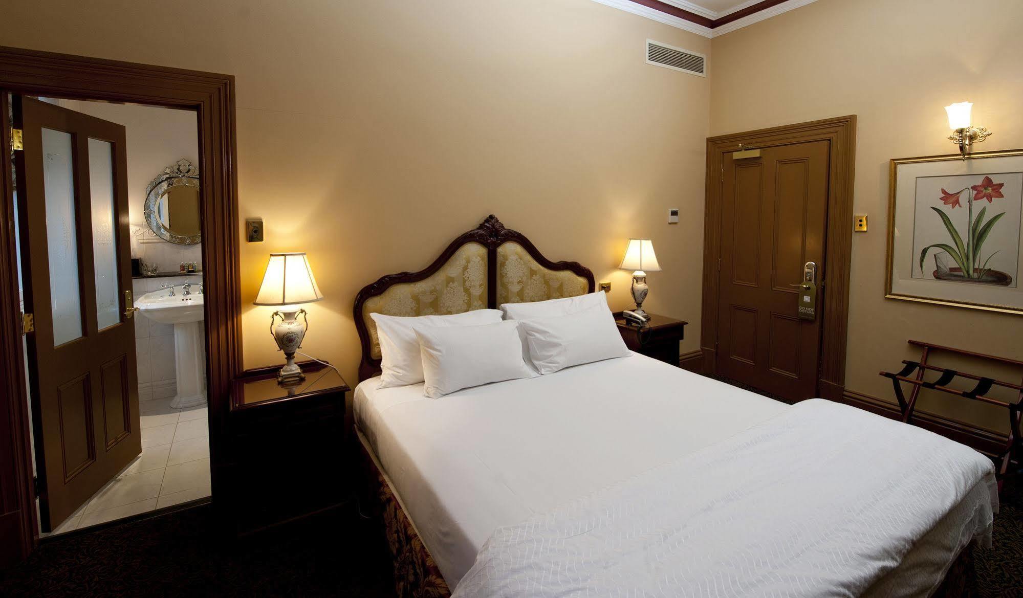 Hotel Craig's Royal