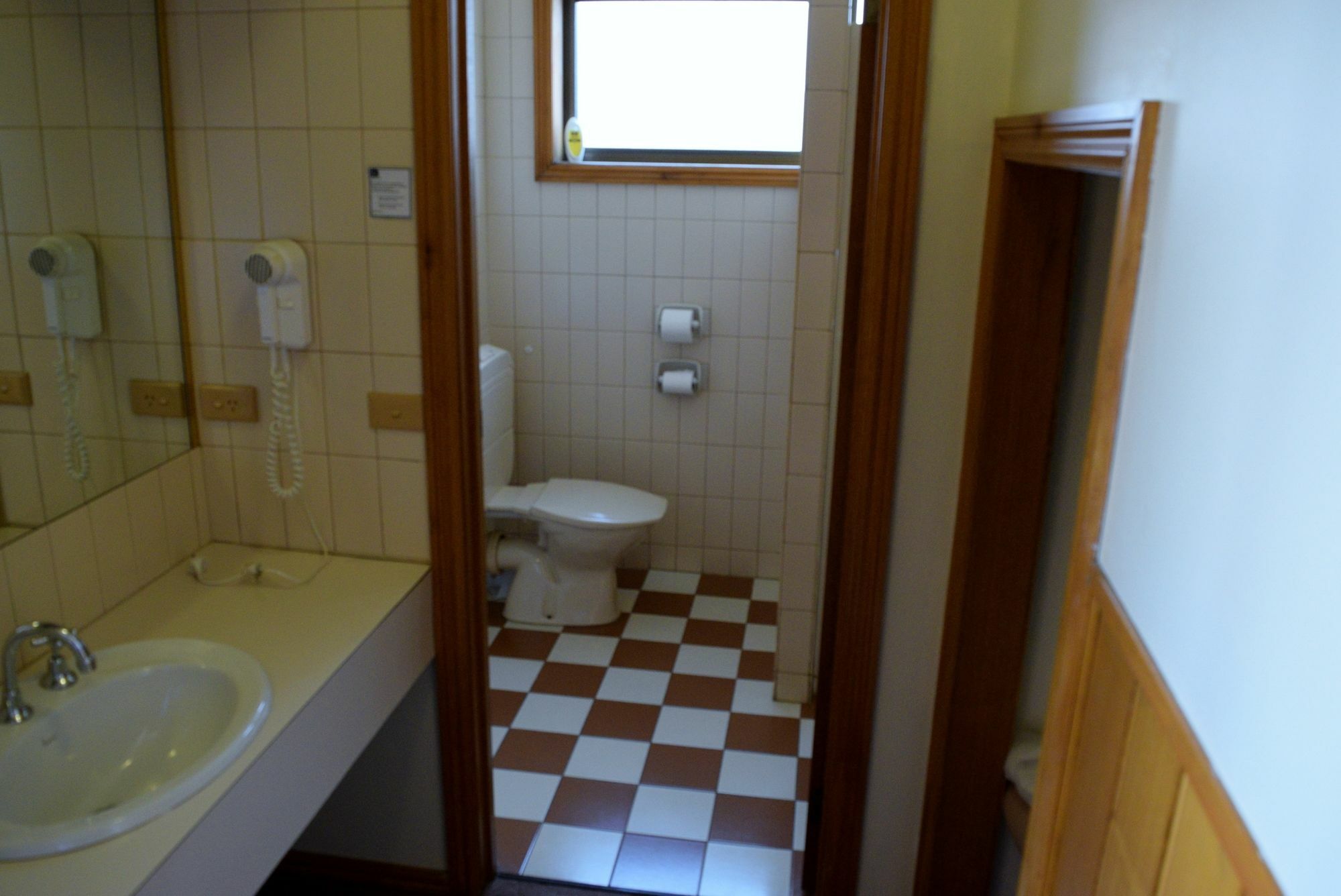 Bakery Hill Motel 3*