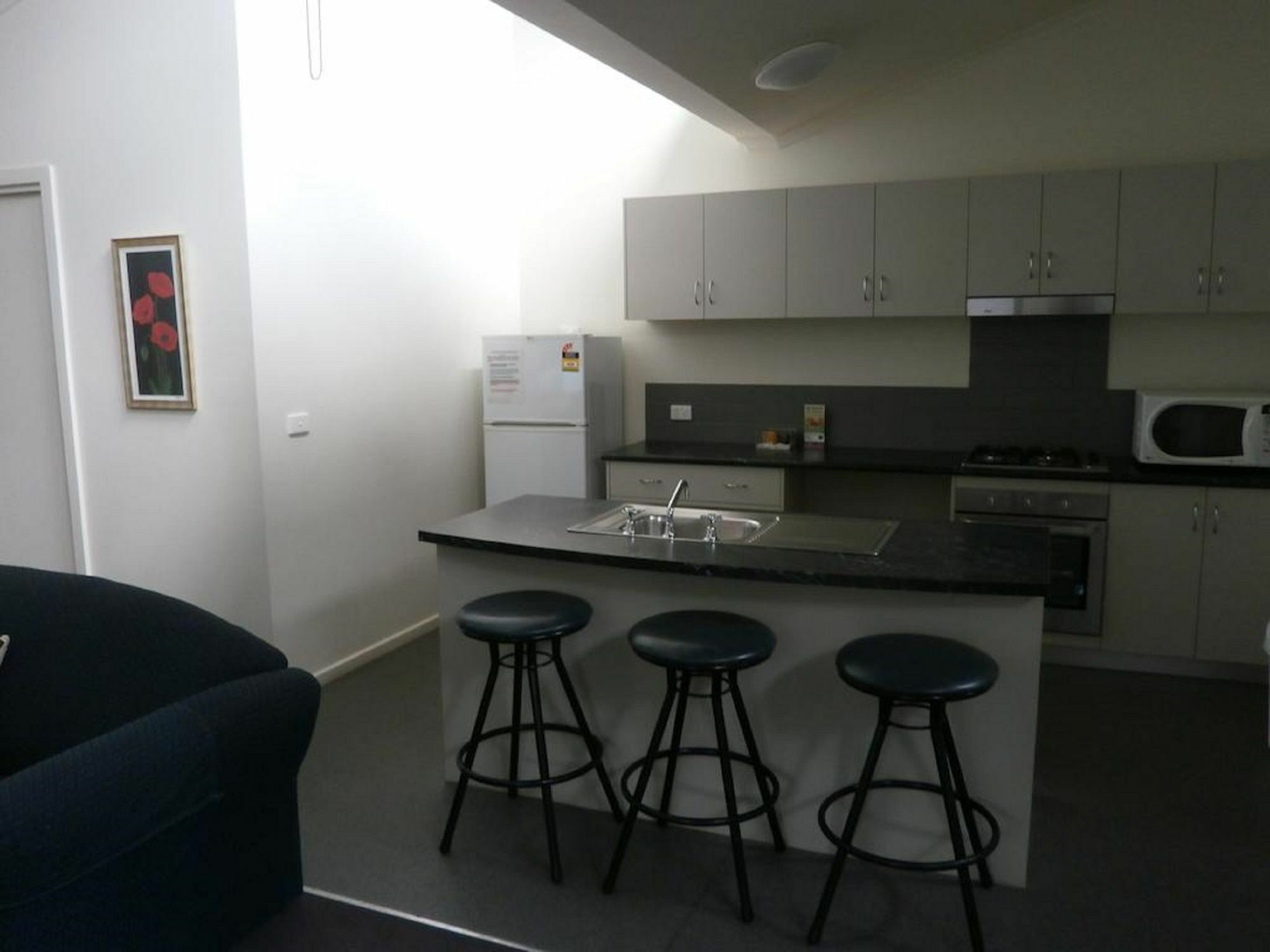 Sovereign Views Aparthotel 4*